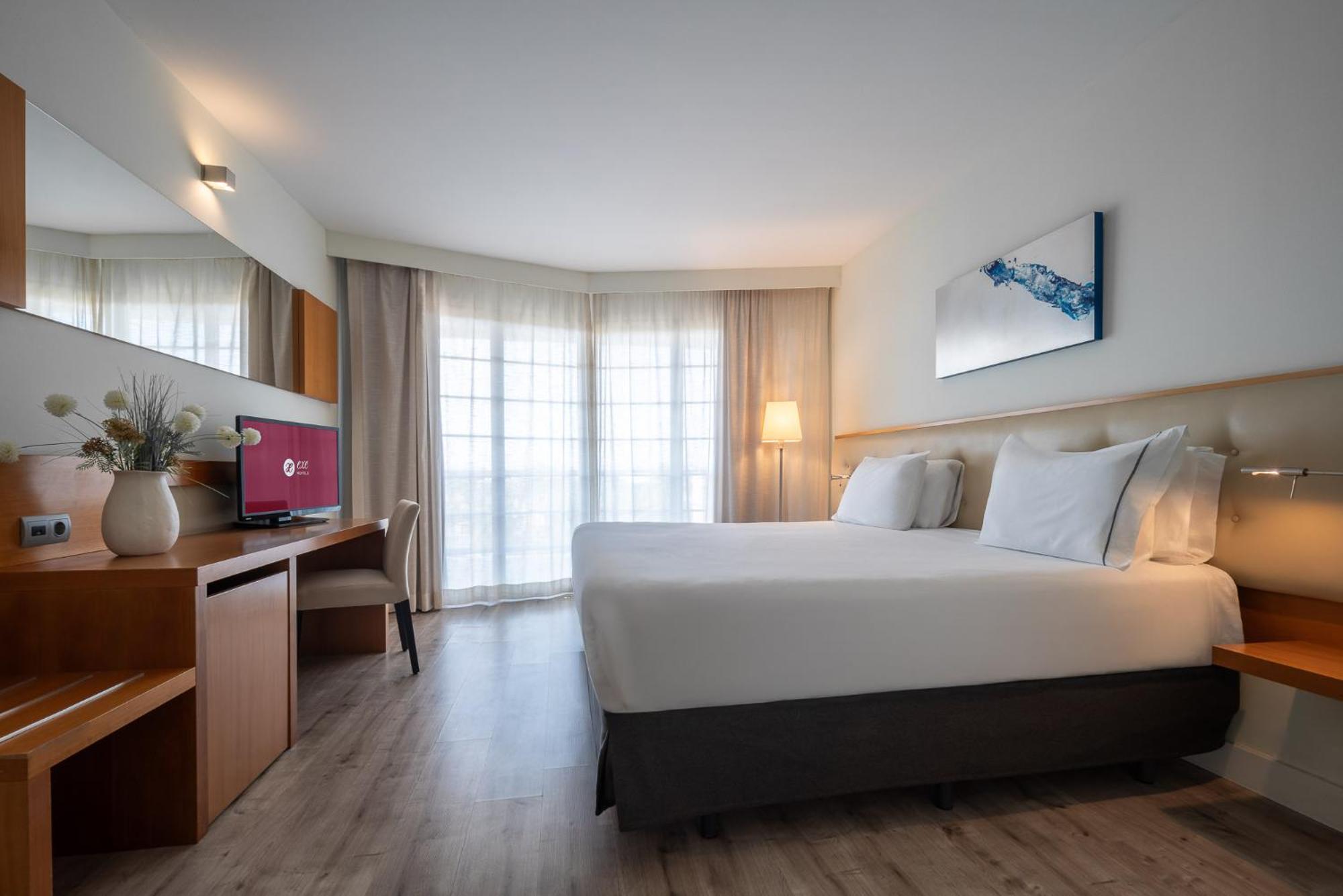 Exe Estepona Thalasso & Spa- Adults Only Luaran gambar