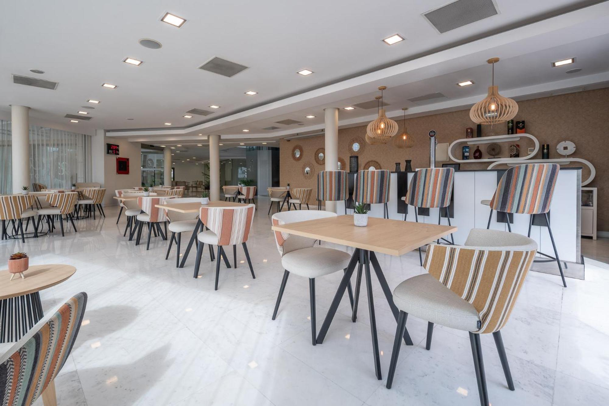 Exe Estepona Thalasso & Spa- Adults Only Luaran gambar